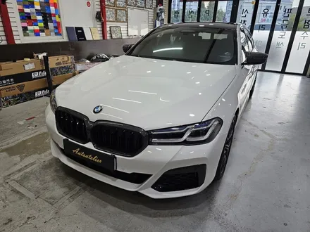 BMW G바디 5시리즈 3M 루프스킨 시공.