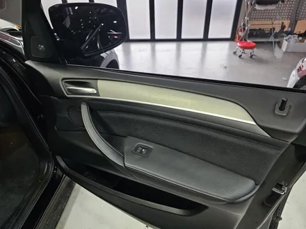 양주 BMW X5 실내 랩핑 3M 티타늄 브러쉬드.