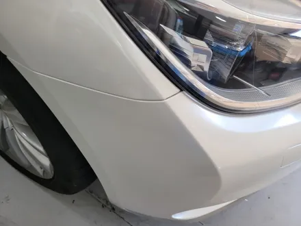 BMW 7시리즈 전체 화이트펄 랩핑.