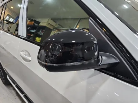 BMW X7 M pack 40i 크롬죽이기와 루프스킨