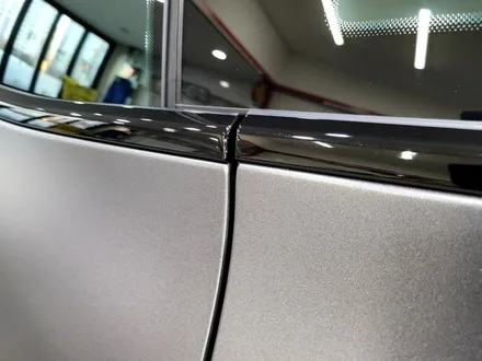 BMW iX 전기차 전체 사틴다크그레이 랩핑 시공, 양주 랩핑샵