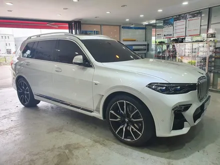 의정부 양주 랩핑샵 오토아틀리에 BMW X7 크롬죽이기, 크롬딜리트 시공.