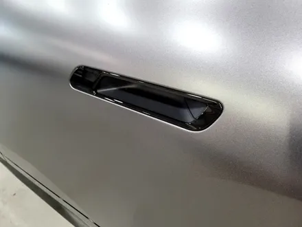 BMW iX 전기차 전체 사틴다크그레이 랩핑 시공, 양주 랩핑샵