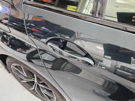 bmw 530i 전체 랩핑 제거 후 재시공, 에이버리 고광택 글로스 다크 에메랄드.