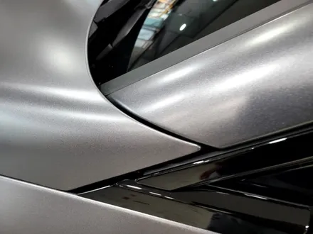 BMW iX 전기차 전체 사틴다크그레이 랩핑 시공, 양주 랩핑샵
