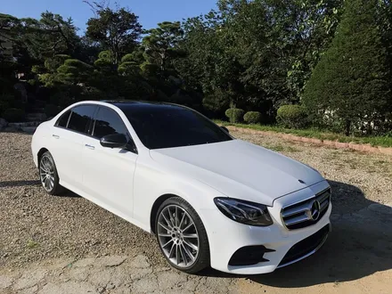벤츠 E클래스 E300 AMG라인 전체랩핑, 3M 1080 Satin Frozen Vanilla, 새틴프로즌바닐라, - by 의정부랩핑, 의정부카스킨, 남양주 랩핑, 양주 랩핑,