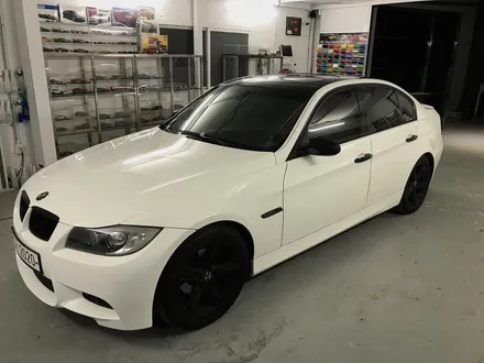 BMW 320i 전체랩핑 에이버리 슈프림 아이보리화이트 - by 의정부 오토아틀리에, 의정부 랩핑, 의정부 전체랩핑, 의정부 카스킨,