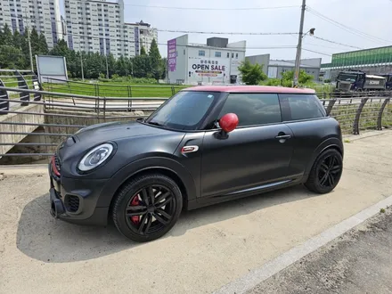 의정부 랩핑 미니 JCW 사틴 블랙 락그레이 전체 랩핑 시공.