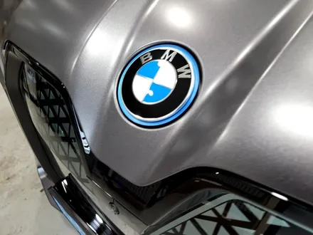 BMW iX 전기차 전체 사틴다크그레이 랩핑 시공, 양주 랩핑샵