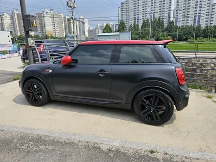 의정부 랩핑 미니 JCW 사틴 블랙 락그레이 전체 랩핑 시공.