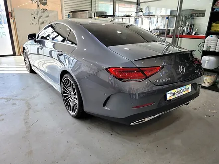 메르세데스 벤츠 CLS 450 C257모델 전체랩핑, 공구리색, 스톰그레이.