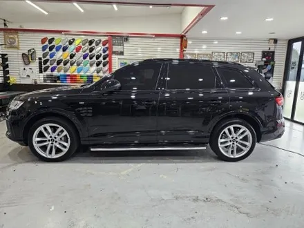 양주 아우디 Audi q7 45tdi 전체 크롬죽이기.