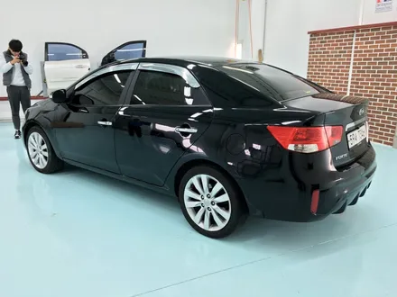 Kia Forte White Pearl Full Wrapping