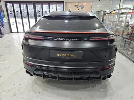 양주 오토아틀리에, 람보르기니 우루스 Urus 고광택 맥스필름 전체 랩핑 시공.
