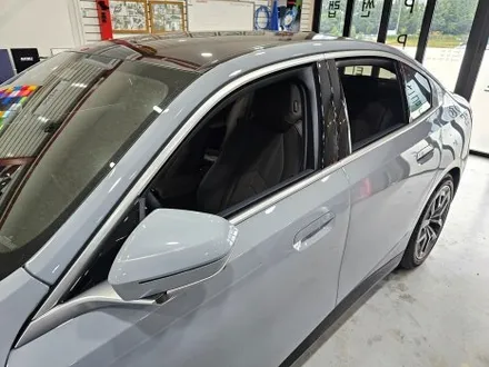 g60 5시리즈, 창틀, 그릴, 사이드미러 크롬죽이기 랩핑