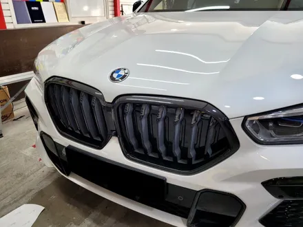 의정부 양주 BMW X6 전체 크롬죽이기 랩핑.