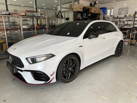 의정부 벤츠 A45 AMG 전체 고광택 화이트펄 랩핑