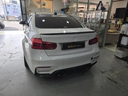 포천 BMW F80 M3 전체 데칼 제거 사틴블랙 풀랩핑