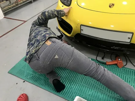 포르쉐 카이맨 범퍼 하단 랩핑 - by 의정부 오토아틀리에, 의정부카스킨, 의정부랩핑, 포르쉐랩핑
