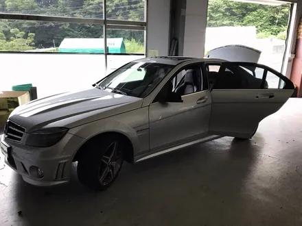 벤츠 C63 AMG 블랙브러쉬드 전체랩핑 필름제거 - by 의정부 오토아틀리에, 전체랩핑, 의정부랩핑, 의정부카스킨, 필름제거, 전체랩핑제거