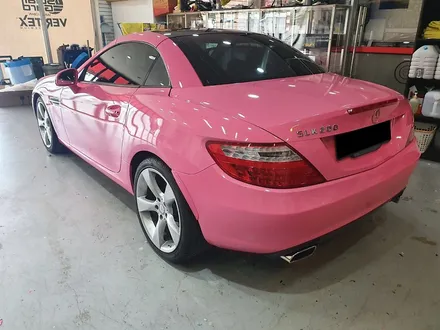 벤츠 SLK 전체 랩핑 유광 핑크!!