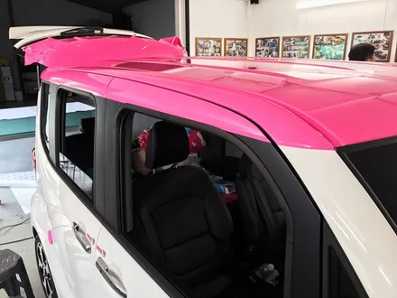 기아 레이 루프스킨 핑크 시공 - by 의정부 오토아틀리에, 레이, 레이루프스킨, 레이랩핑, 의정부랩핑, 의정부 카스킨,