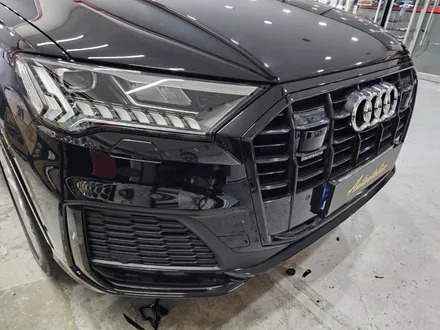 양주 아우디 Audi q7 45tdi 전체 크롬죽이기.
