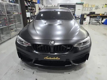 포천 BMW F80 M3 전체 데칼 제거 사틴블랙 풀랩핑