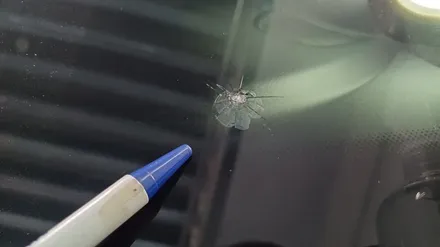 양산유리복원 한 번의 시공으로 돌빵 수리 끝! / 부산 해운대