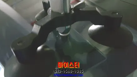 부산자동차유리복원 테슬라 모델S 90d 돌빵수리 / 부산 해운대