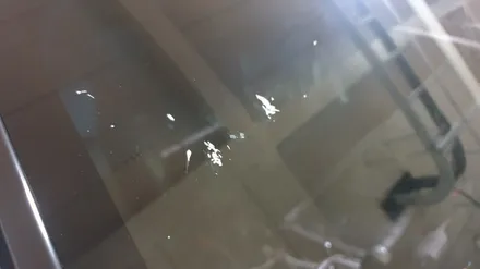 진해유리복원 신항 유리용접 출장으로 돌빵 해결 / 부산 해운대