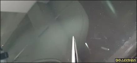 부산차유리교체, 교환 부담되면 돌빵 복원 용접하세요 / 부산 해운대
