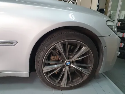 BMW 7시리즈 20인치 - 고스트크롬 작업 [별내휠수리][별내휠복원][남양주휠수리][남양주휠복원][보험수리][노원휠수리][노원휠복원] / 남양주시 별내동