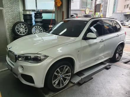 [남양주휠도색][bmw휠도색]BMW X5 (F15) 20인치 순정휠 블랙유광 휠복원&휠도색 + 캘리퍼도색 레드도장 / 남양주시 별내동