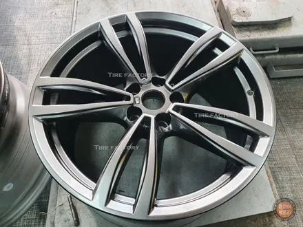 [bmw휠도색][bmw타이어]BMW 740Li (G11) 19인치 고스트크롬 휠복원&휠도색 + 타이어교체 (245-45-19, 275-40-19 피렐리 피제로 올시즌 한대분) / 남양주시 별내동