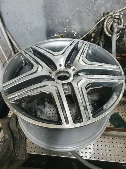 [벤츠휠복원]벤츠 G클래스 (w463) G바겐 G63 AMG 20인치 다이아몬드컷팅 휠복원&휠도색 + 캘리퍼도색 레드도장 / 남양주시 별내동