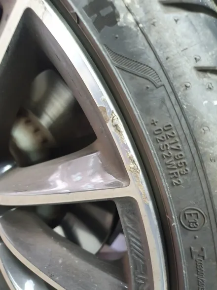 [남양주휠도색]벤츠 CLS클래스 (C257) cls450 AMG Line 20인치 고스트크롬 휠복원&휠도색 + 타이어교체 ( 245-35-20 피렐리 피제로pz4 런플랫 두본 ) / 남양주시 별내동