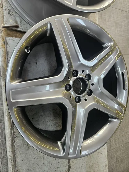 [남양주휠복원]벤츠 GLE클래스(W166) GLE350d 20인치 순정휠 고스트크롬 휠복원&휠도색 / 남양주시 별내동