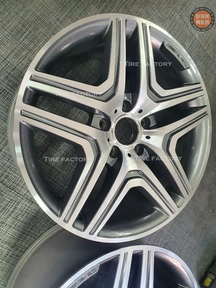 [벤츠휠복원]벤츠 G클래스 (w463) G바겐 G63 AMG 20인치 다이아몬드컷팅 휠복원&휠도색 + 캘리퍼도색 레드도장 / 남양주시 별내동