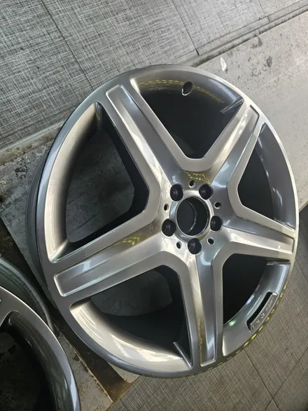 [남양주휠복원]벤츠 GLE클래스(W166) GLE350d 20인치 순정휠 고스트크롬 휠복원&휠도색 / 남양주시 별내동
