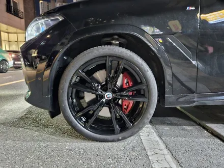 [남양주휠복원]BMW X6 (G06)  x6 M50i 22인치 순정휠 블랙유광 휠복원&휠도색 / 남양주시 별내동