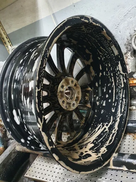 [남양주휠도색]벤츠 CLS클래스 (C257) cls450 AMG Line 20인치 고스트크롬 휠복원&휠도색 + 타이어교체 ( 245-35-20 피렐리 피제로pz4 런플랫 두본 ) / 남양주시 별내동