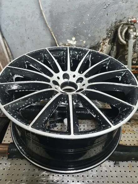[남양주휠도색]벤츠 CLS클래스 (C257) cls450 AMG Line 20인치 고스트크롬 휠복원&휠도색 + 타이어교체 ( 245-35-20 피렐리 피제로pz4 런플랫 두본 ) / 남양주시 별내동