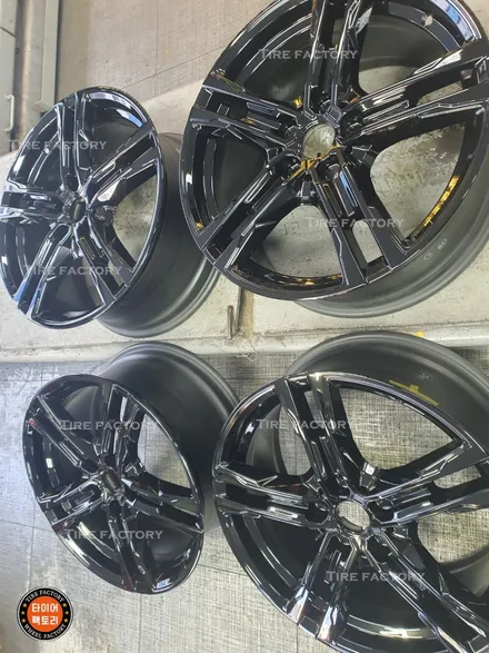 [남양주휠도색][bmw휠도색]BMW 1시리즈 (F40) 120i 18인치 순정휠 블래유광 휠복원&휠도색 작업 / 남양주시 별내동