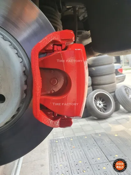 [벤츠휠도색]벤츠 CLS클래스 (c257) cls400d 19인치 순정휠 블랙유광 휠복원&휠도색 + 캘리퍼도색 레드도장 +(콘티넨탈 프로콘택트 RX 245-40-19 , 275-3 / 남양주시 별내동