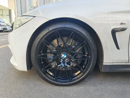 [남양주휠도색]BMW 4시리즈 ( F32 ) 428i 19인치 블랙유광 휠복원&휠도색 + 타이어교체(255-35-19 브리지스톤 투란쟈T005 두본 ) / 남양주시 별내동