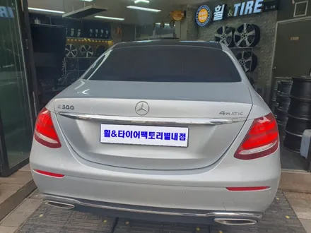 [남양주휠도색] 벤츠E클래스(w213)E300 익스클루시브 18인치 순정휠 메탈릭실버 휠복원&휠도색작업 / 남양주시 별내동