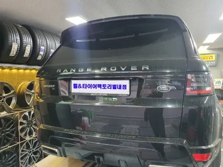 [남양주휠복원]랜드로버 디스커버리스포츠 21인치 순정휠 무광블랙 휠복원&휠도색 + 캘리퍼도색 블랙도장 + 타이어교체 (275-45-21 굿이어 F1 어시미트릭SUV ) / 남양주시 별내동