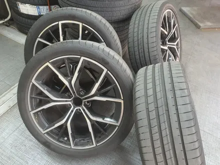 [남양주휠복원][휠도색] BMW 5시리즈 (G30) 530i 19인치 순정휠 블랙유광 휠복원&휠도색 / 남양주시 별내동