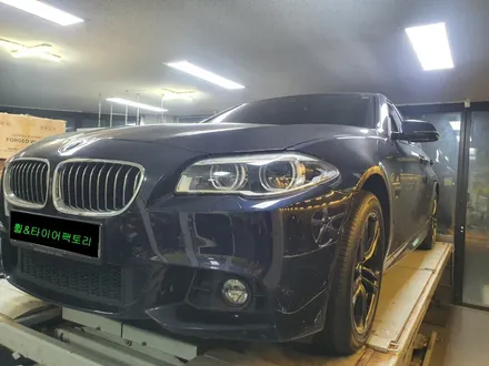 [남양주휠도색]BMW 5시리즈(F10) 530d 18인치 순정휠 고스트크롬 휠복원&휠도색 / 남양주시 별내동